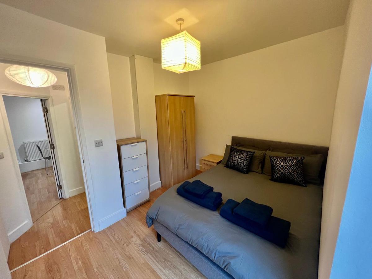 Modern With Large Patio In Marylebone Londen