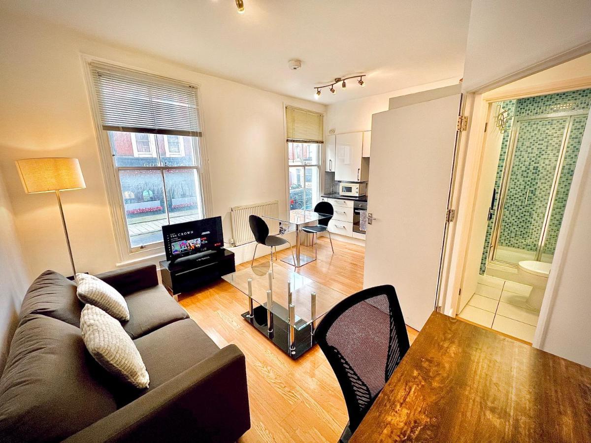 Modern With Large Patio In Marylebone Londres